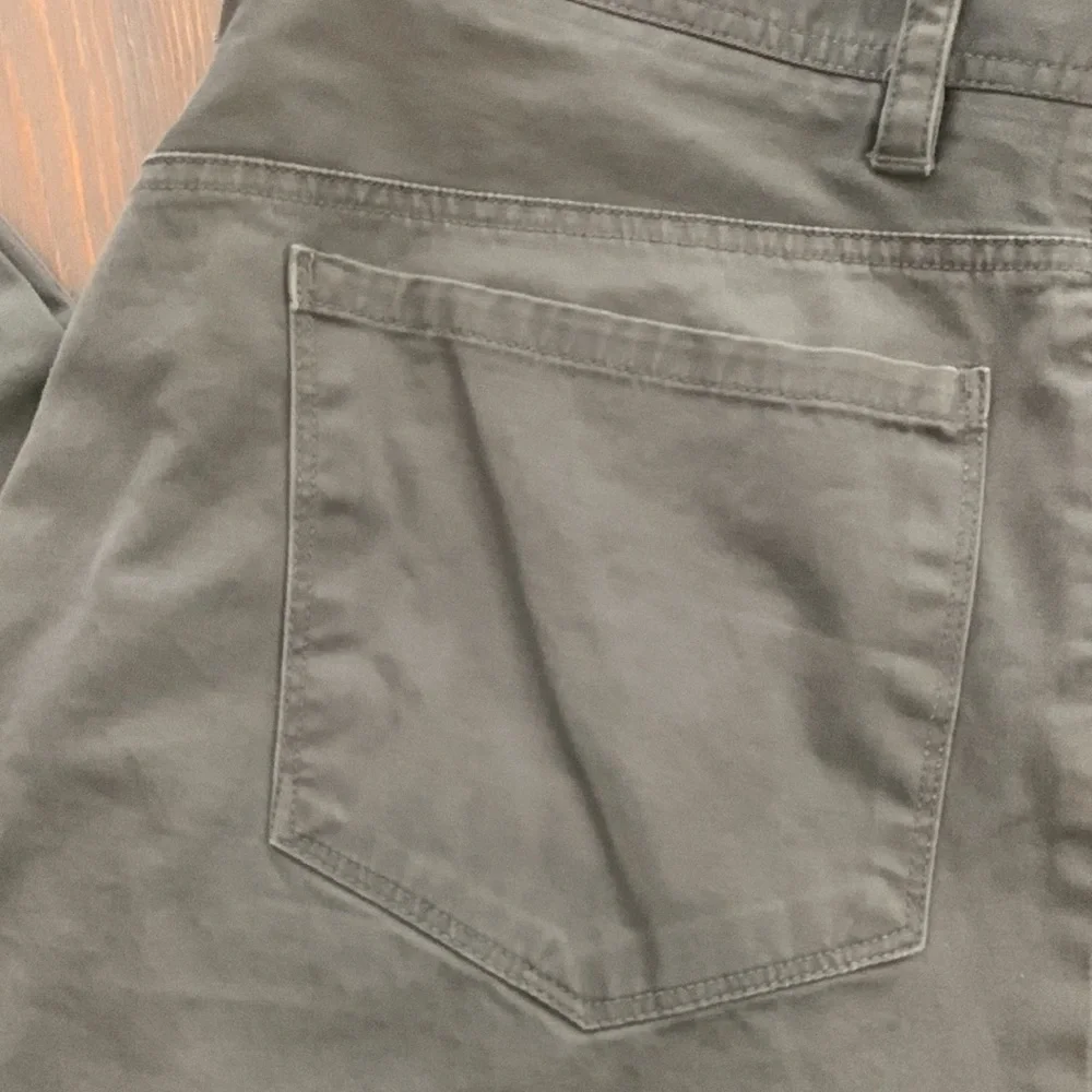 Perry Ellis Men's Casual 5 Pocket Twill Pants Grey Olive 34x30